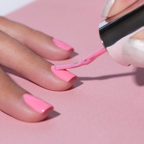Hogyan készíts rendkívül tartó körömlakkot OPI Infinite Shine segítségével: