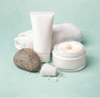 KÉZ- ÉS LÁBÁPOLÁS