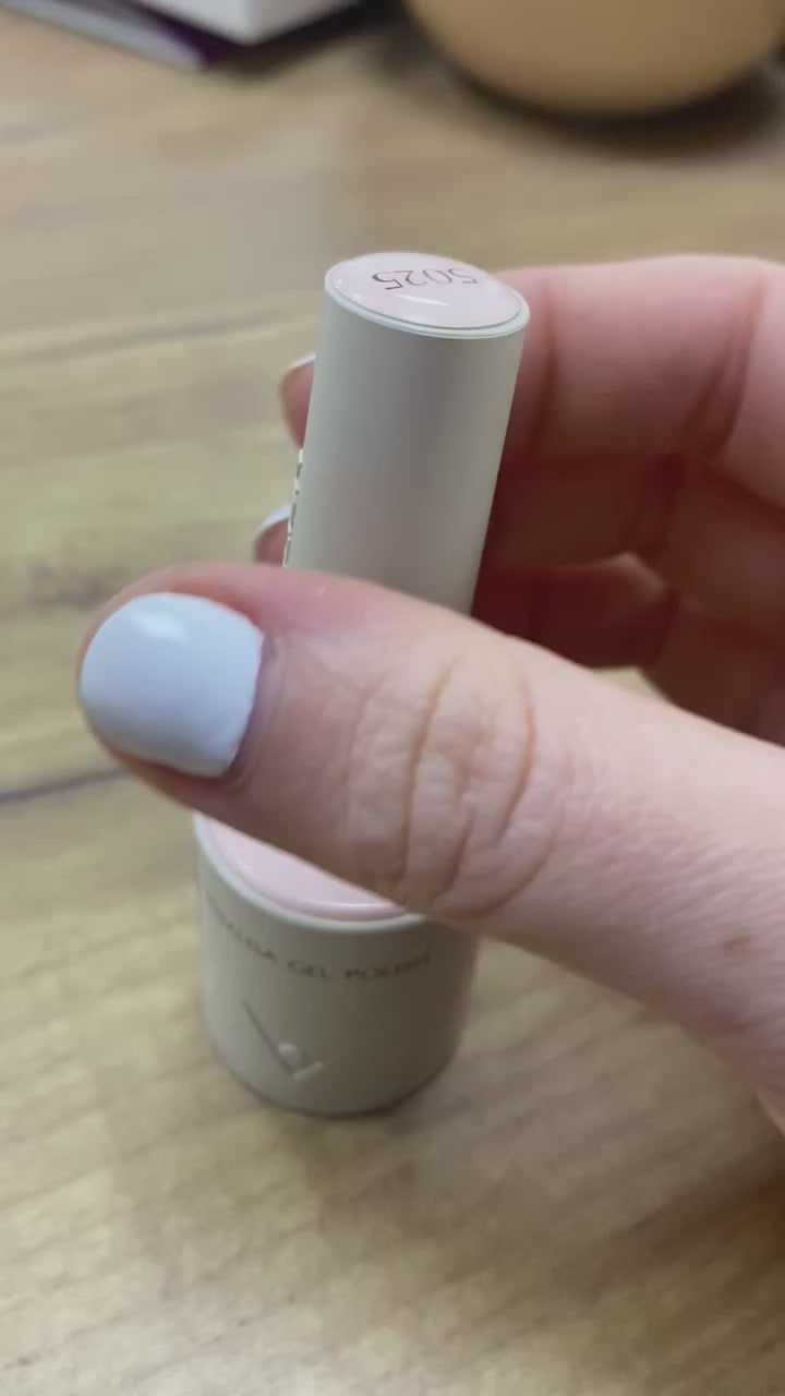 Load video: Venalisa HEMA-TPO free UV/LED Gel Varnish 10ml No. 5025