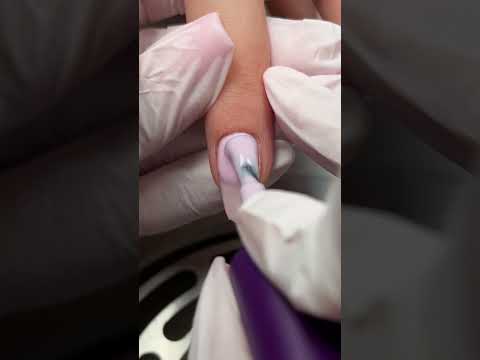 Video laden: HEMA FREE Builder-Gel in der Flasche – getöntes Glas-Builder-Gel 8 ml – Latte White