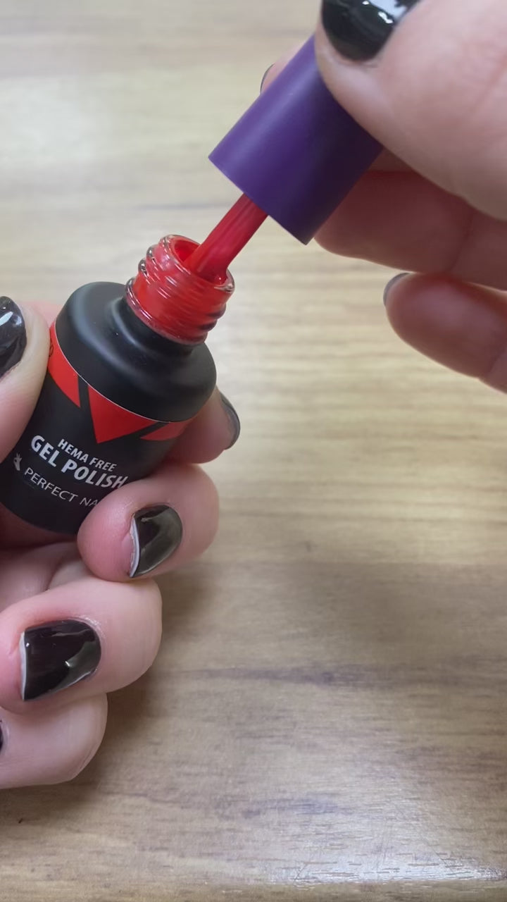 HEMA FREE Gel Polish - Ferrari Red - 4 ml