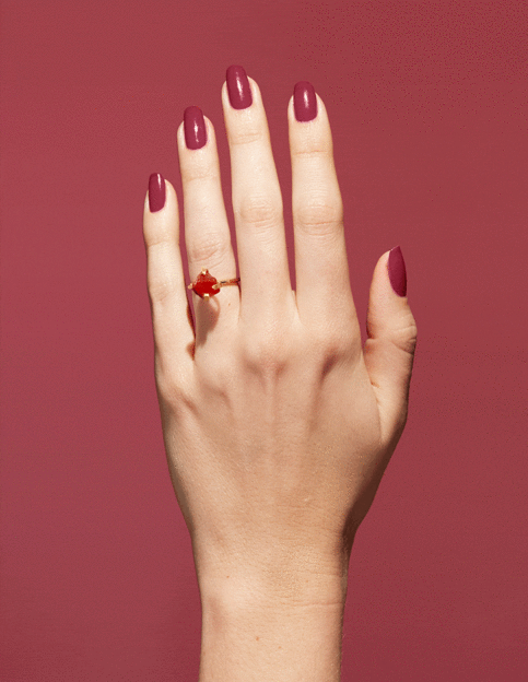Give a Garnet OPI NATURE STRONG nail polish