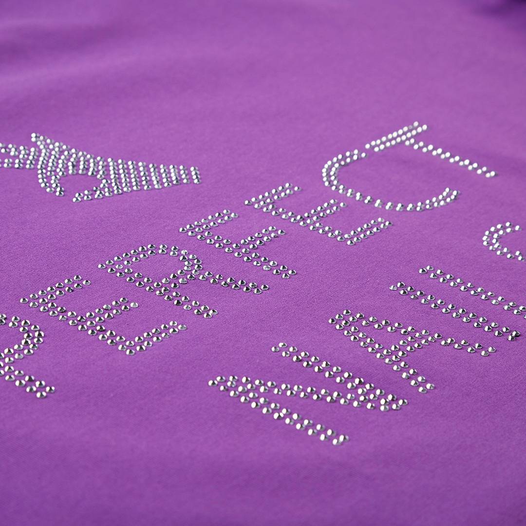 Perfekte Nägel - Strass lila T-Shirt